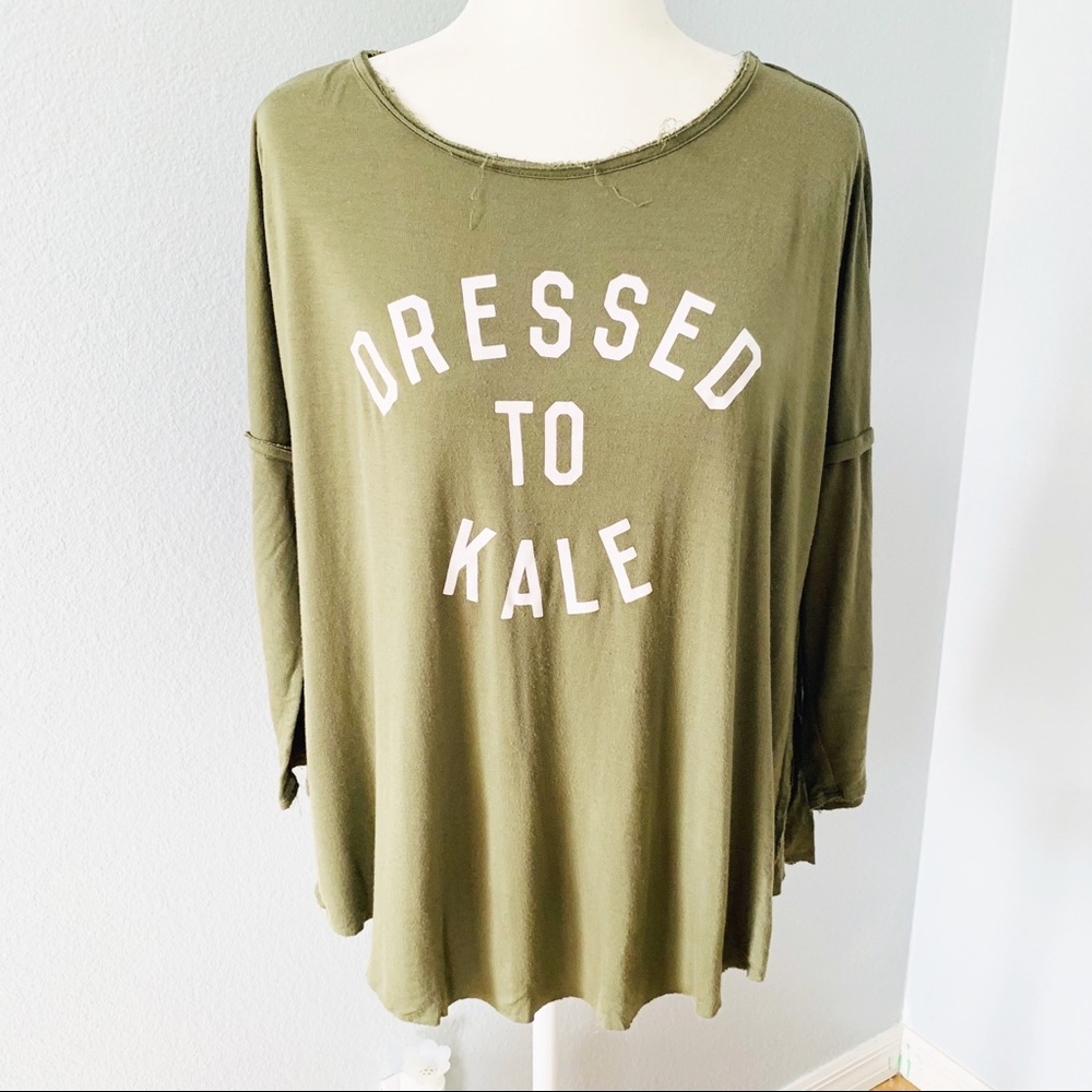 Dressed to Kale Raw Hem Graphic Green Tee Sz XL